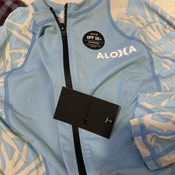 Hurley light blue beach wear, sun protection of 50 - Picture 6 of 6